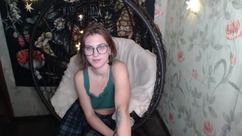 Snapshot of greenwitch9 chatting on September 27, 5:20 pm Lina online show from September 27, 5:20 pm