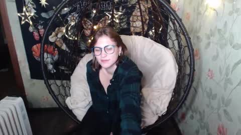 Snapshot of greenwitch9 chatting on October 18, 11:46 am Lina online show from October 18, 11:46 am