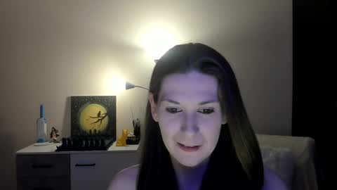 Greta online show from November 15, 10:00 pm