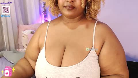 Grumosa velvet   online show from January 29, 1:58 am