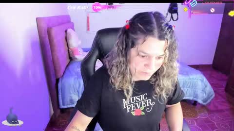 Hello Im Julieta Im 25 years old welcome to my room have fun and be happy. online show from September 18, 1:04 am