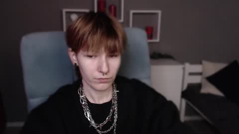 guitarandangell online show from March 13, 5:20 am