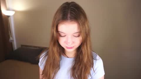 Molly online show from June 10, 5:06 am