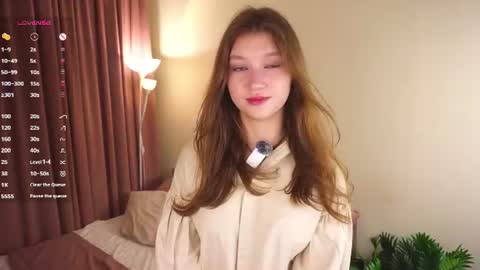 Molly online show from July 18, 5:37 pm