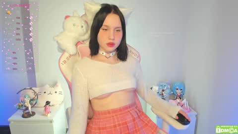 Snapshot of gylaxie chatting on December 7, 9:06 am online show from December 7, 9:06 am