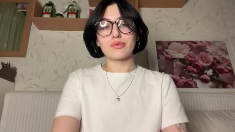 Snapshot of h3l9a_pataki chatting on October 27, 5:08 pm Helga online show from October 27, 5:08 pm