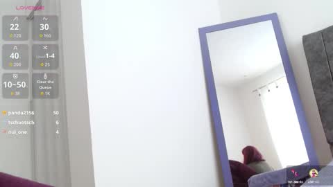 Snapshot of hadde01 chatting on October 17, 2:09 pm Hadde online show from October 17, 2:09 pm