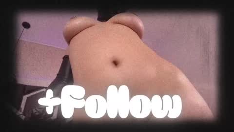 Haely online show from October 31, 11:36 am