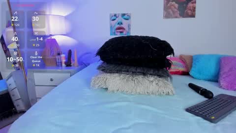 hailey_hadid online show from March 26, 7:26 pm