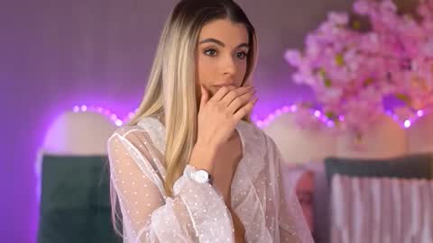 Hailey online show from February 18, 8:46 am