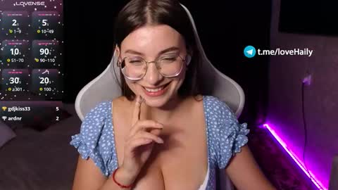 Snapshot of haily_heavenly chatting on October 10, 12:32 pm HailyHeavenly online show from October 10, 12:32 pm