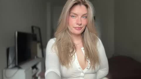 haley_rune online show from September 22, 10:03 am