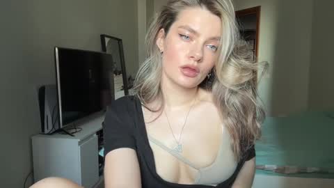 haley_rune online show from February 21, 11:11 am