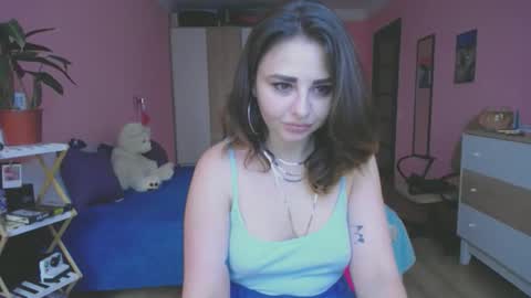 Snapshot of halleyg chatting on October 22, 11:26 am Ann online show from October 22, 11:26 am