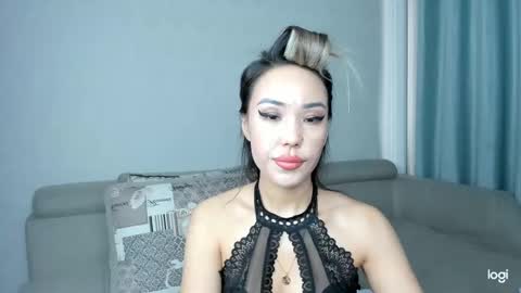 Snapshot of hanah_cho_cho chatting on February 24, 5:19 am Hanah online show from February 24, 5:19 am