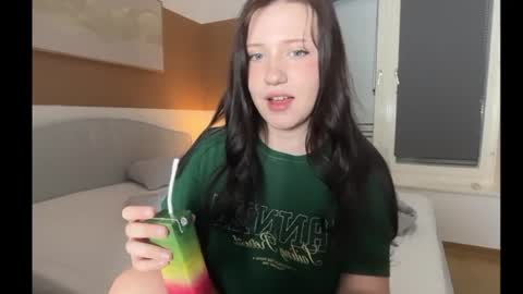 hanahwoods online show from June 10, 10:52 pm