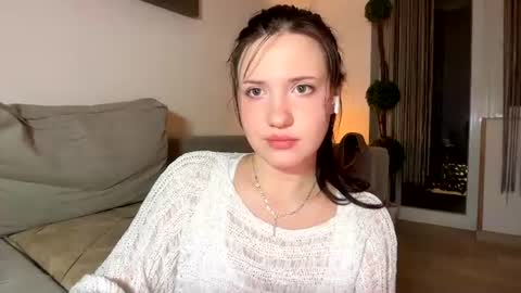 hanahwoods online show from July 24, 1:58 am
