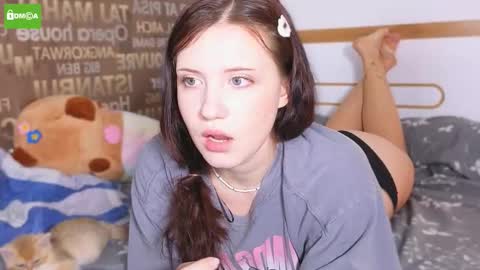 hanahwoods online show from September 19, 11:15 pm