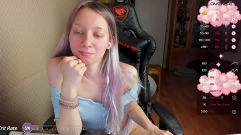 Mila online show from December 13, 5:00 pm