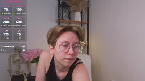 Nora online show from July 16, 2:05 am