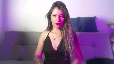 Hanna  online show from February 23, 2:01 am