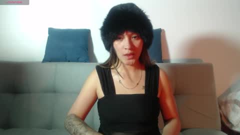 Hanna  online show from June 3, 1:07 am