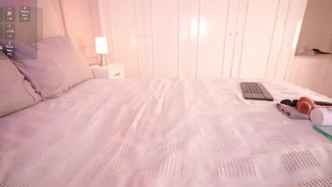 Snapshot of hanna__w chatting on September 16, 3:14 am hanna online show from September 16, 3:14 am