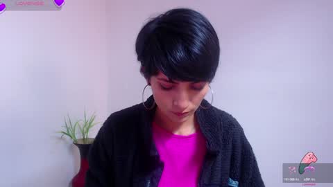 Sara online show from January 4, 5:16 pm