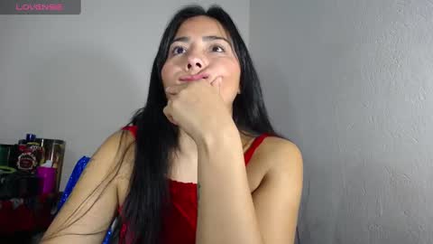 Snapshot of hanna_girl21 chatting on December 28, 8:26 am HANNA online show from December 28, 8:26 am