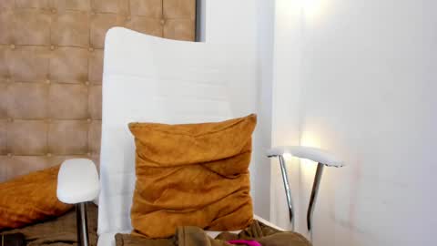  Hanna online show from February 16, 7:59 am