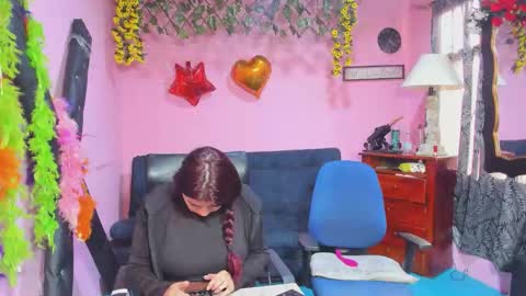 Hanna online show from February 25, 1:09 pm