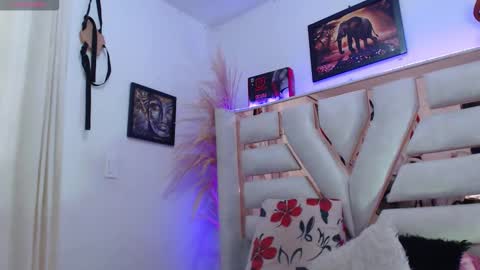 hanna_plum online show from November 4, 1:54 am