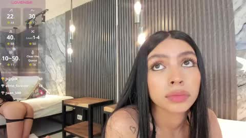 Hanna S online show from June 4, 2:43 pm