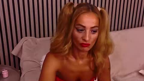Hanna online show from July 29, 8:53 pm