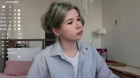 Hannah Allin online show from February 26, 12:05 pm