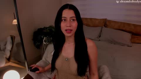 Snapshot of hannah_brady chatting on October 14, 9:39 pm Hannah online show from October 14, 9:39 pm