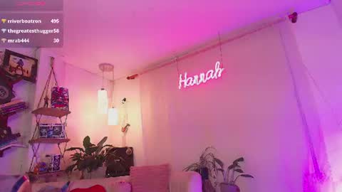 hannah_lovee online show from July 7, 6:47 am