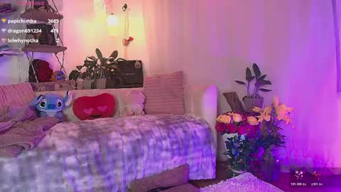 hannah_lovee online show from June 5, 7:03 am