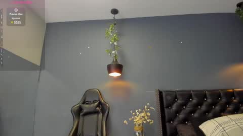 Snapshot of hannah_miller__ chatting on January 15, 11:21 am HANNAH MILLER online show from January 15, 11:21 am