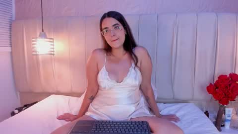 Snapshot of hannahcb_ chatting on September 26, 7:44 pm Hannah Lee online show from September 26, 7:44 pm