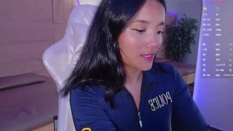 hannahmonttgomery  Help me reach 100 Hands up online show from April 13, 5:03 pm