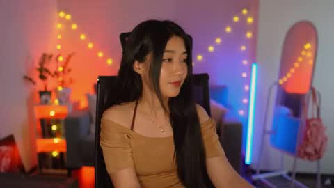 hannarosie online show from June 10, 3:33 pm
