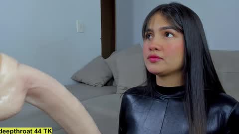 Hanna online show from October 17, 2:09 pm