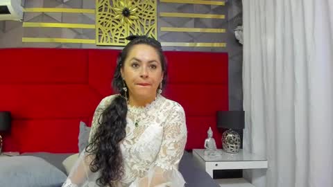 Snapshot of hanny_milf_ chatting on January 30, 11:33 am HANNY online show from January 30, 11:33 am