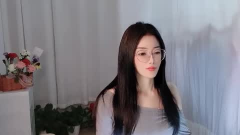 Daisy online show from March 28, 2:49 pm