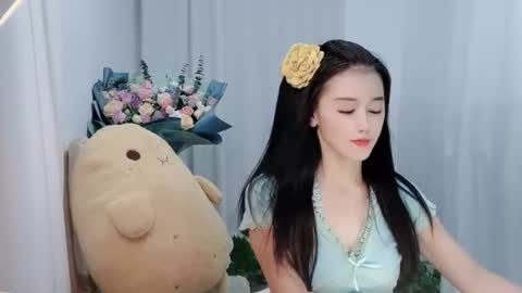 Daisy online show from June 17, 2:51 pm