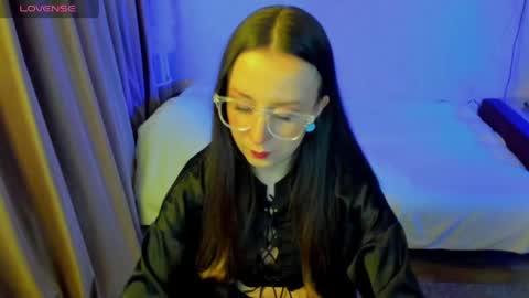 Stephanie online show from April 24, 6:33 pm