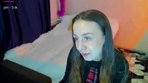 Snapshot of happystephanie chatting on January 22, 5:28 pm Stephanie online show from January 22, 5:28 pm