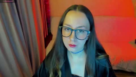 Snapshot of happystephanie chatting on October 15, 4:31 pm Stephanie online show from October 15, 4:31 pm