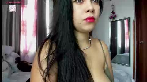 Snapshot of harleynapier chatting on March 1, 5:16 pm Natii online show from March 1, 5:16 pm